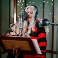 دانلود آهنگ Lady Gaga با نام Santa Claus Is Coming To Town دانلود آهنگ Lady Gaga با نام Santa Claus Is Coming To Town