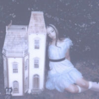 دانلود آهنگ Isabel LaRosa با نام Hallucination دانلود آهنگ Isabel LaRosa با نام Hallucination