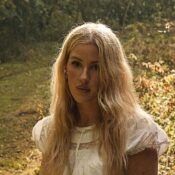 دانلود آهنگ Ellie Goulding با نام Fields of Love