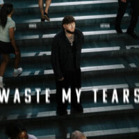دانلود آهنگ James Arthur با نام Waste My Tears